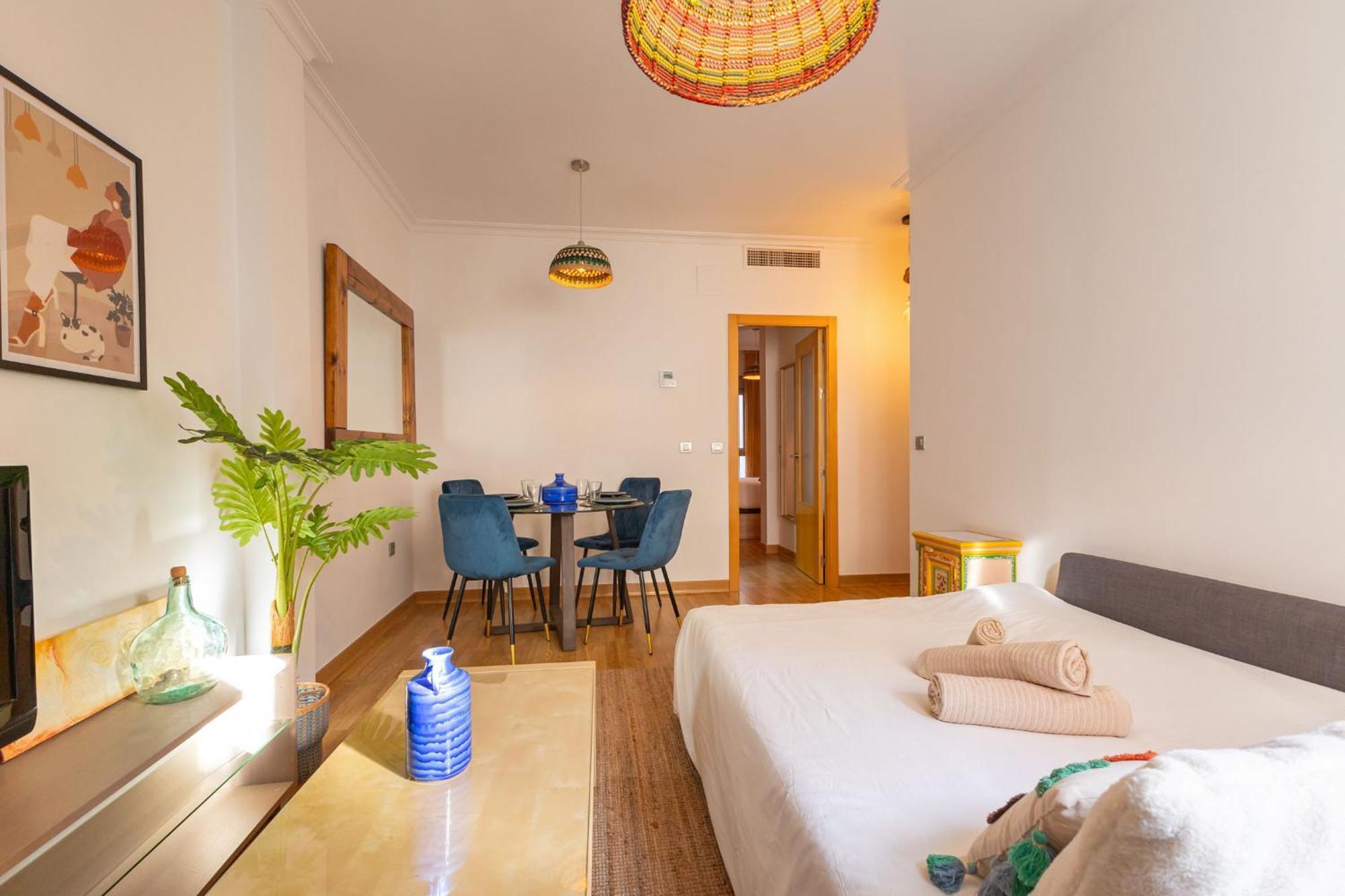 Charming Apartment At San Bernardo Neighborhood By Ocityzen Seville Luaran gambar
