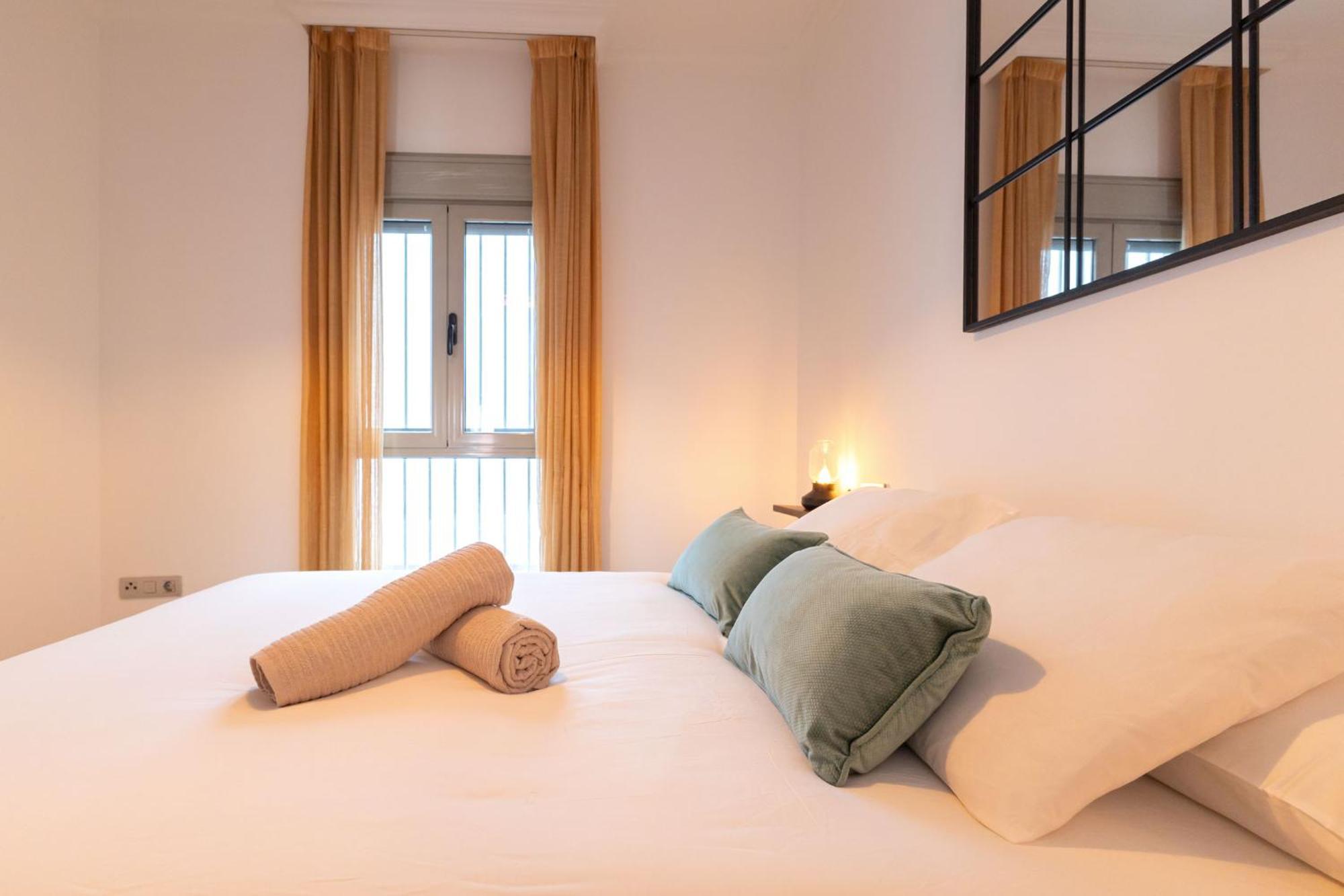 Charming Apartment At San Bernardo Neighborhood By Ocityzen Seville Luaran gambar
