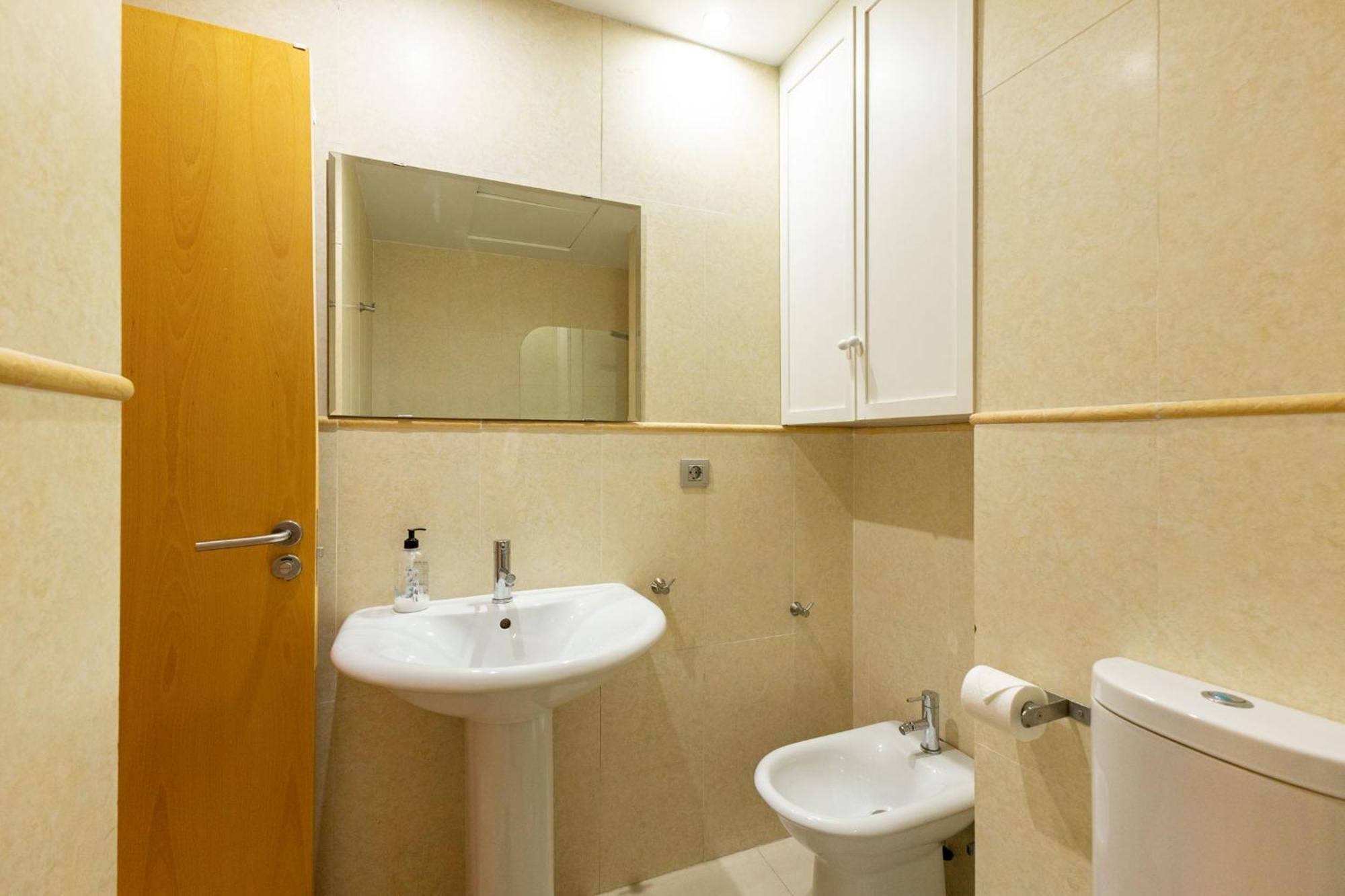 Charming Apartment At San Bernardo Neighborhood By Ocityzen Seville Luaran gambar